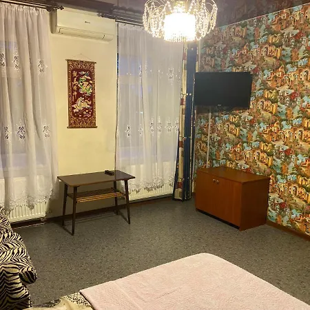 Mini-otel' U Moria Pensión *
